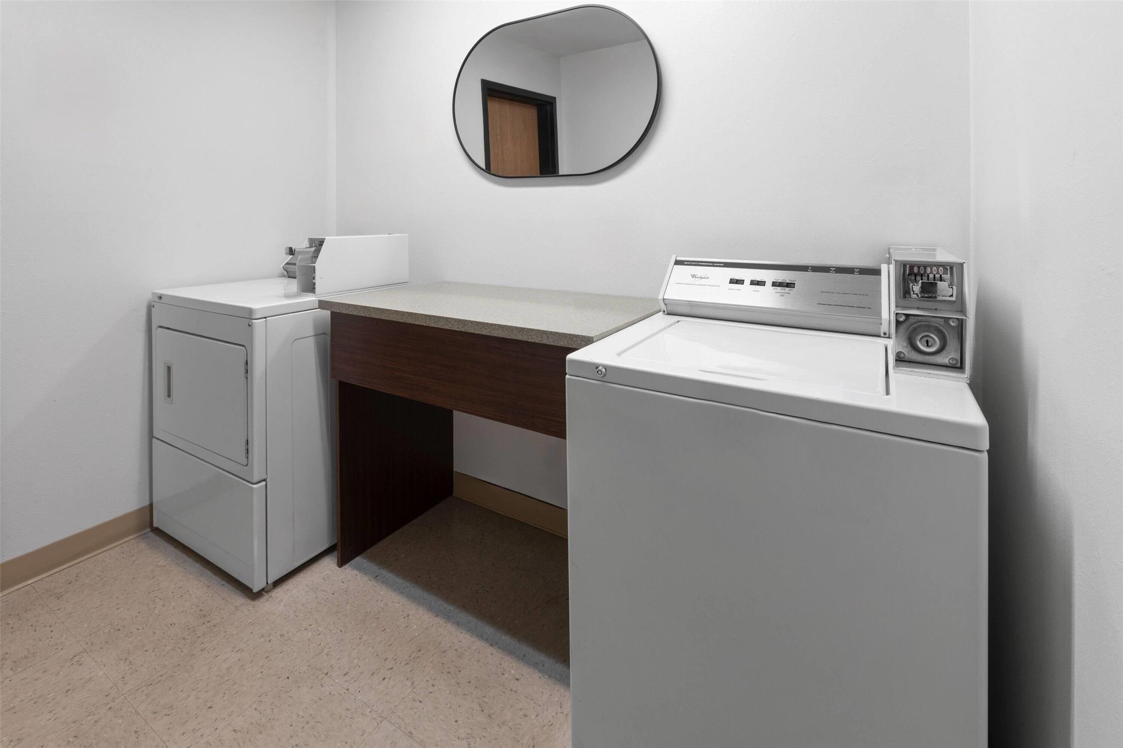 Super 8 By Wyndham Quebec City 28/28