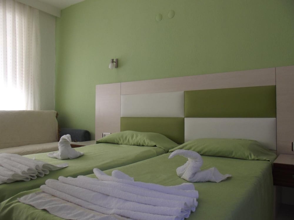 Derya Motel 5/36