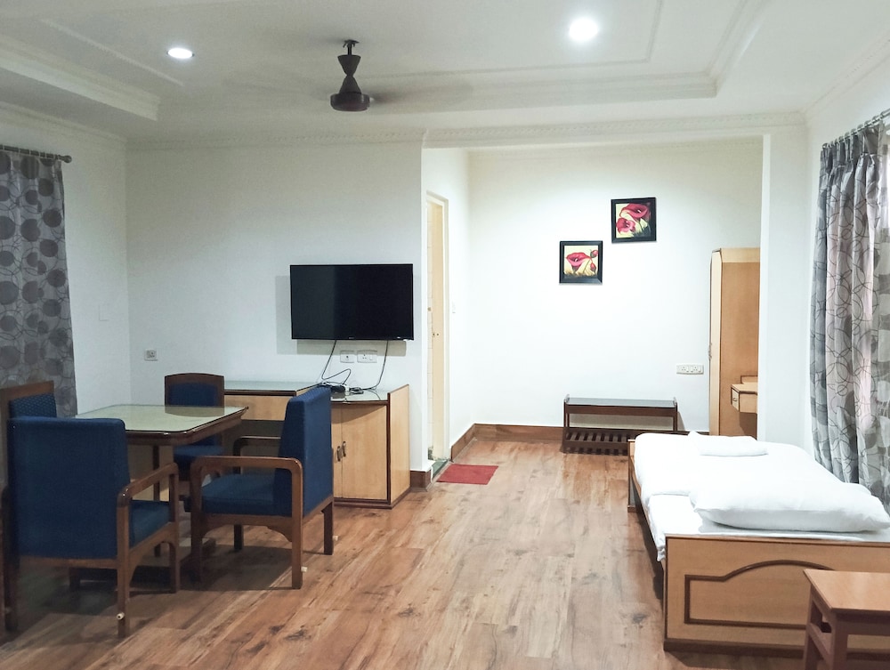 Ecotel Vinayak 23/31