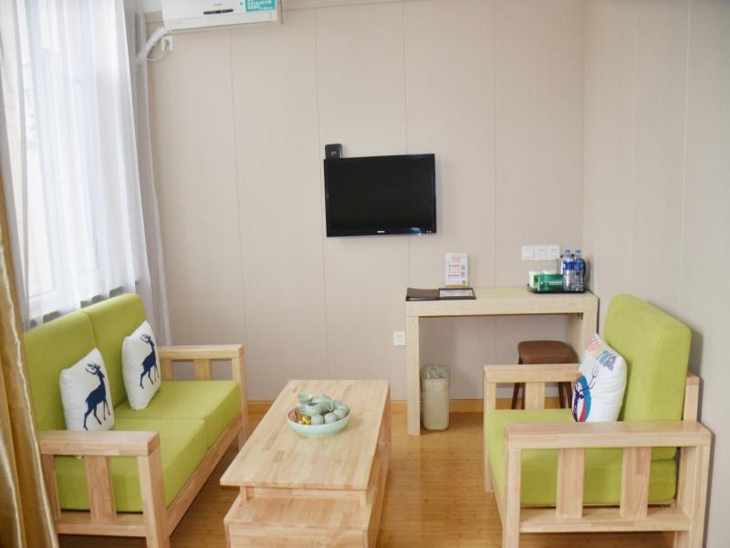 GreenTree Inn Shanxi Taiyuan Gujiao East Dachuan Road Express Hotel 39/50
