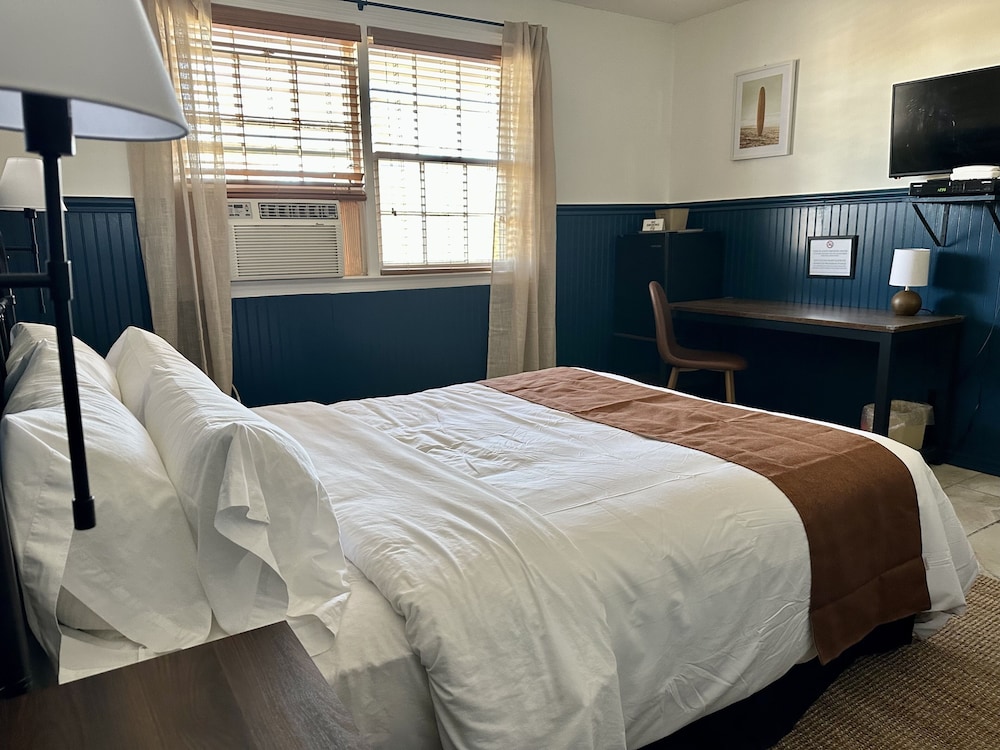 Budget Host East End Hotel In Riverhead 14/38