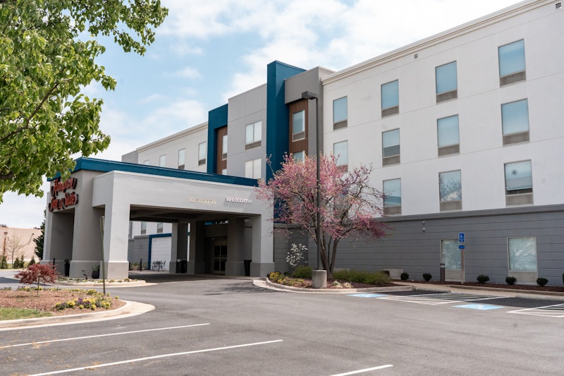 Hampton Inn Suites Leesburg 58/60
