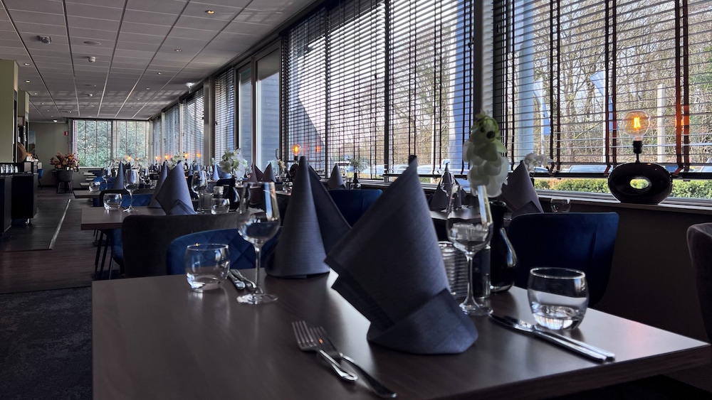 Fletcher Hotel - Restaurant De Zeegser Duinen 64/75