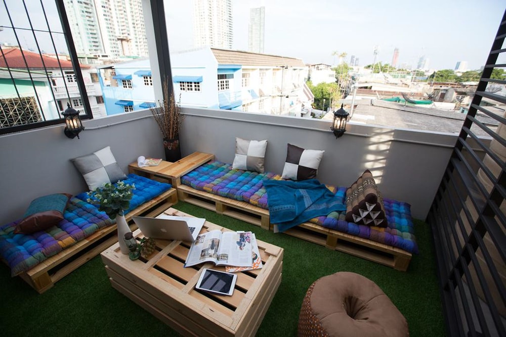 PAMA House Boutique Hostel 45/55
