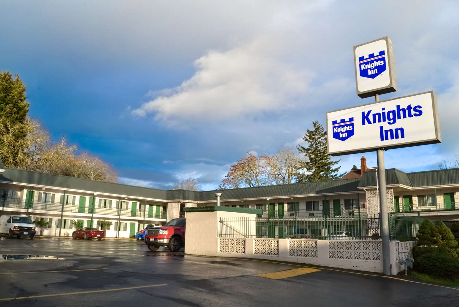 Knights Inn Salem Or 7/7