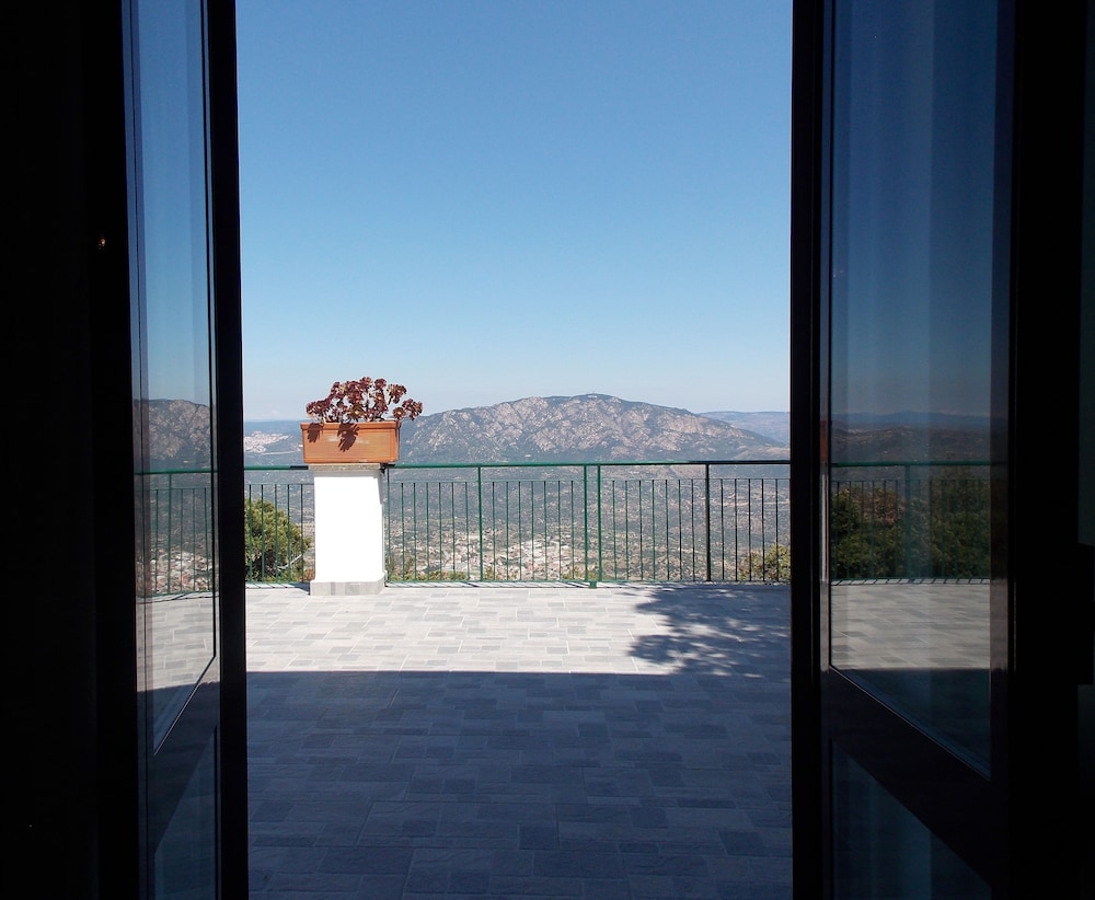 Enis Monte Maccione 62/66