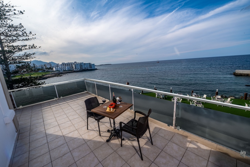 Dome Hotel in KYRENIA