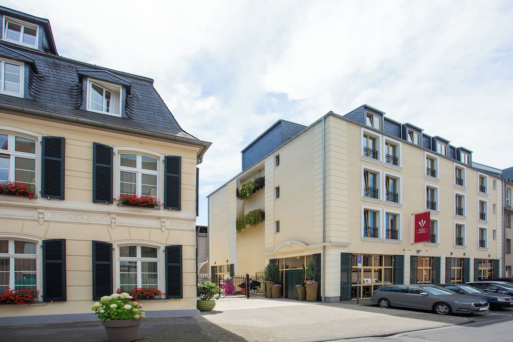Classic Hotel Harmonie 70/77