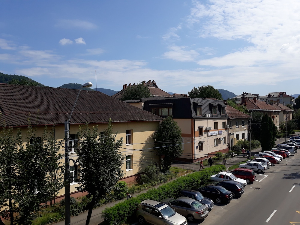 Rivulus Hotel 51/54