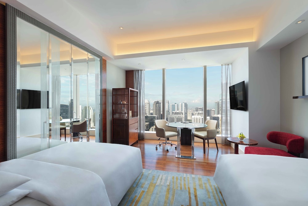 ROOM, 2 DOUBLE BEDS