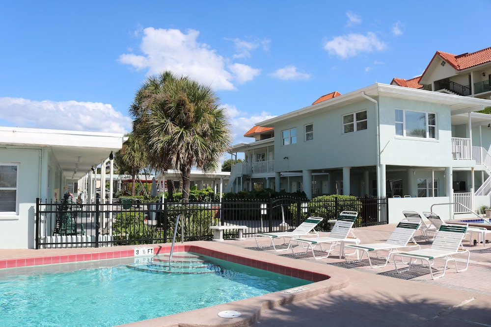 Miramar Resort 40/50