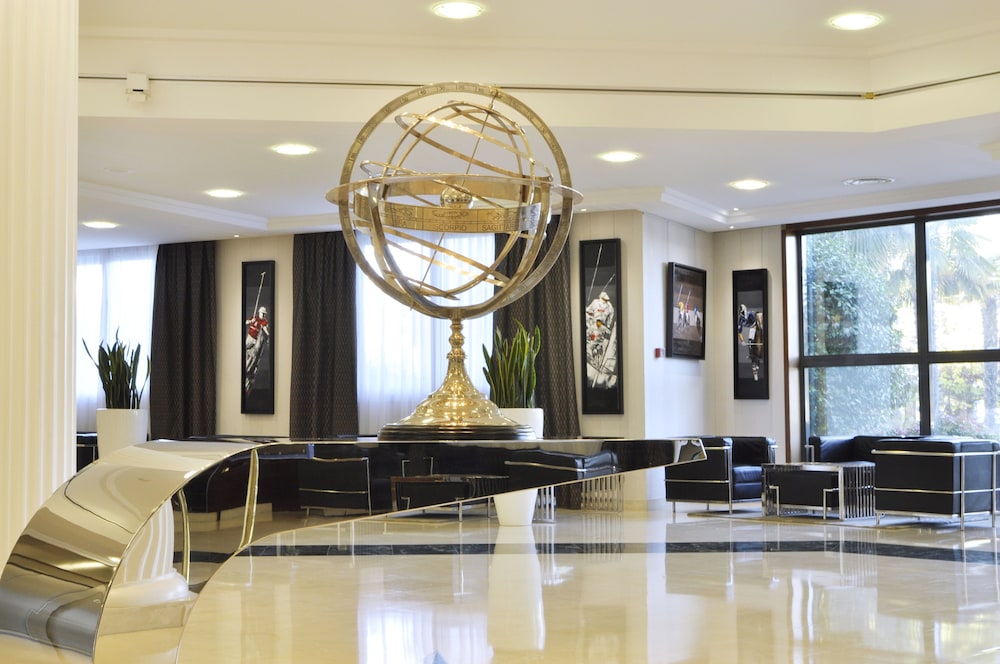 lobby