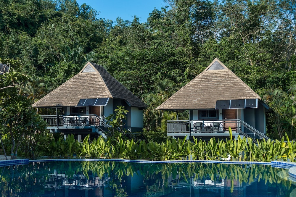 Loy Chalet 27/36