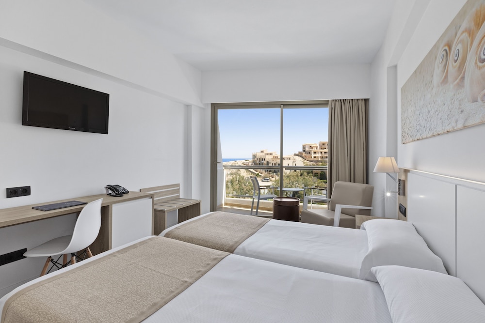 Thb Cala Lliteras - Adults Only 25/69