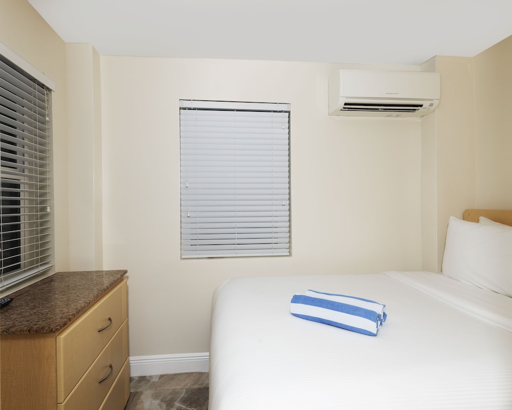 Caribbean Resort by the Ocean 49/50