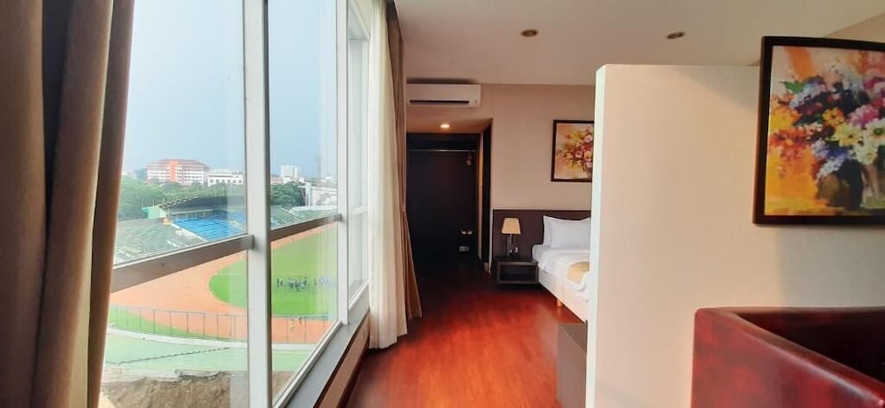 Oasis Siliwangi Sport Hotel 28/48