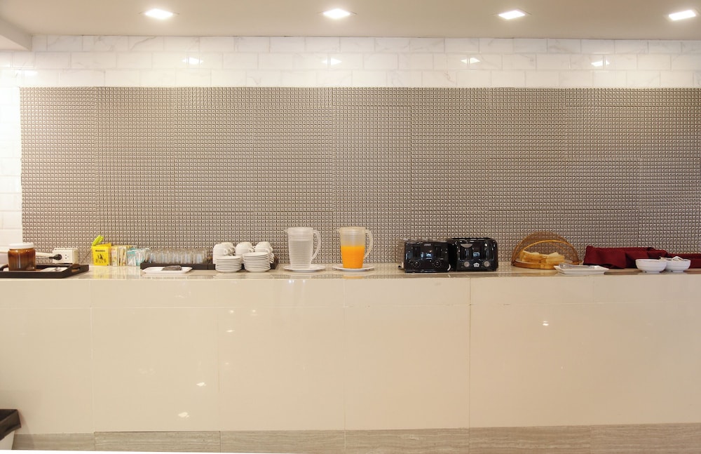 Convenient Grand Plus Hotel Suvarnabhumi 3/44