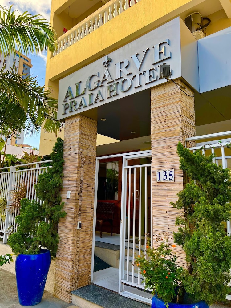 Algarve Praia Hotel 3/67