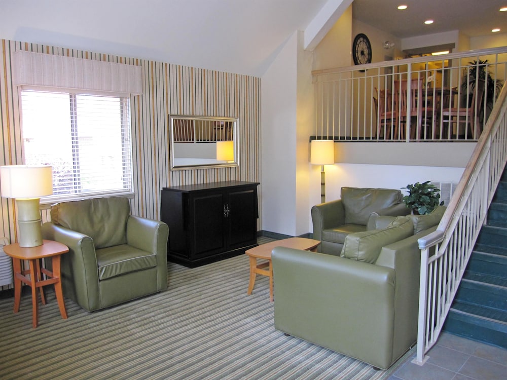 Studio6 Suites Greenville, SC - Haywood Mall 20/45