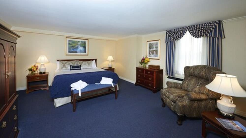 The Nittany Lion Inn 40/64