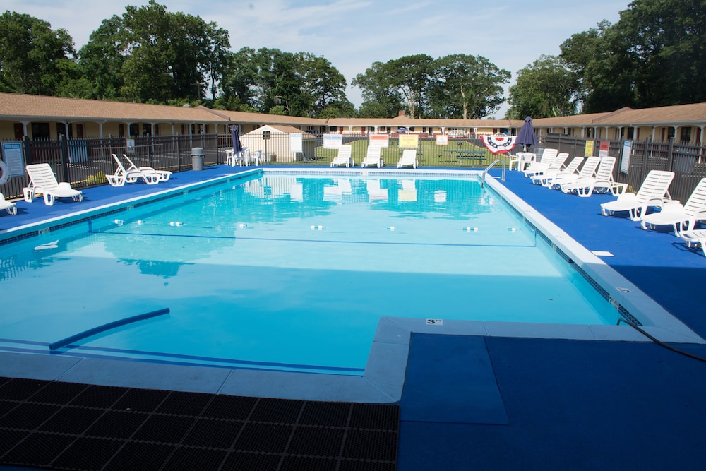 Atlantic Inn and Suites - Wall Township 17/34