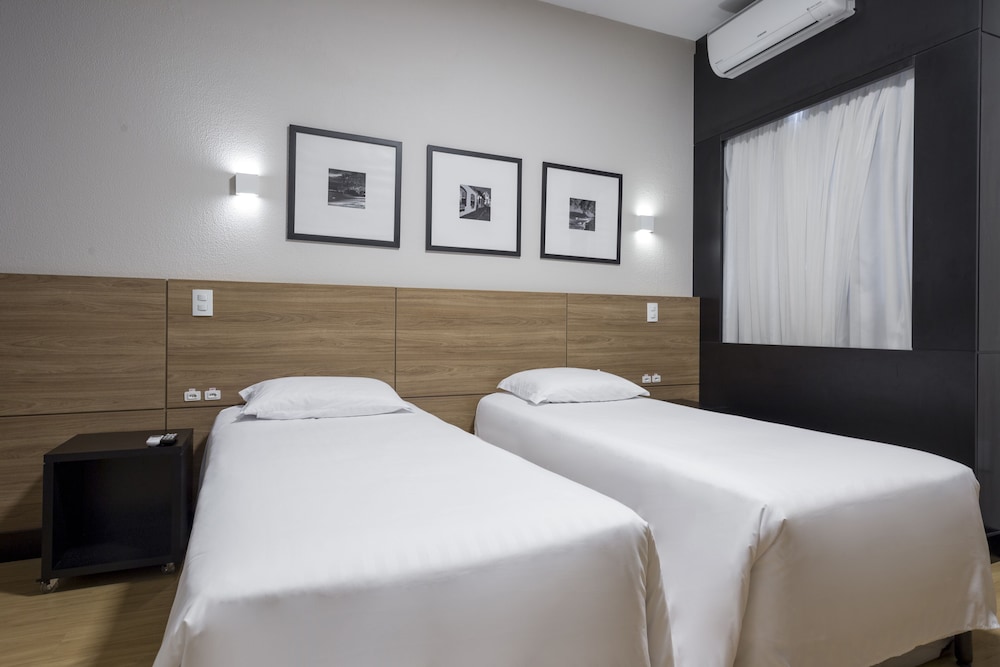 Cambirela Hotel 35/62