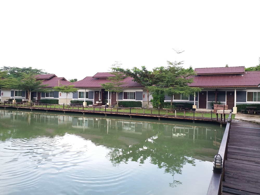Ban Naam Resort 36/39