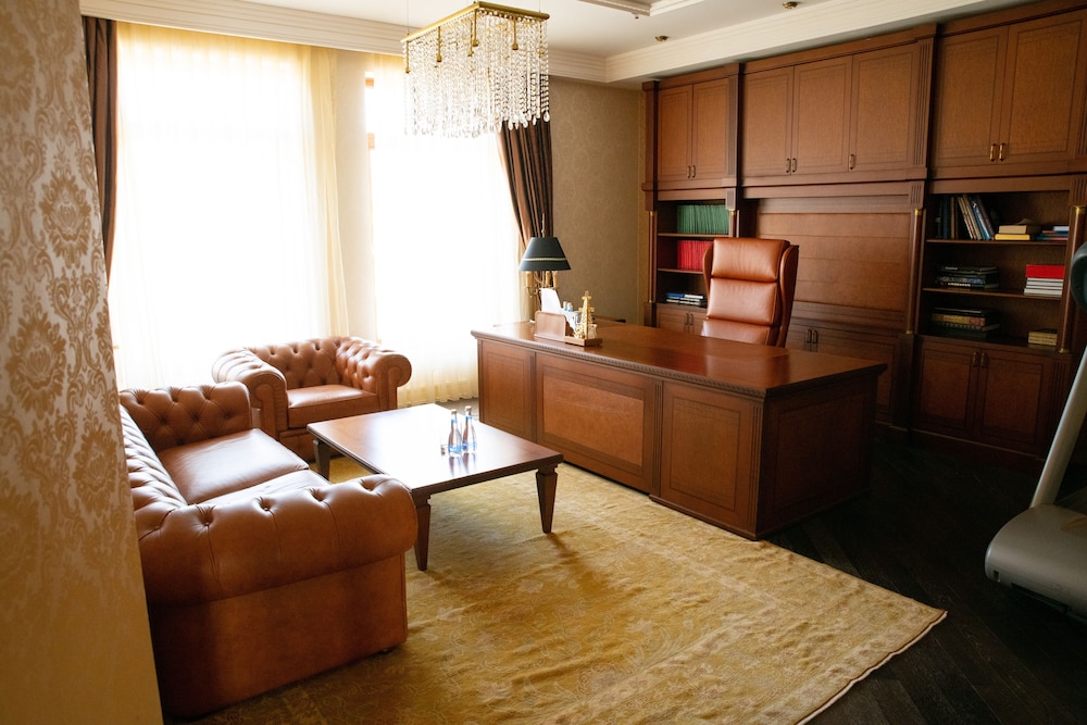 Excelsior Hotel & Spa Baku, Curio Collection by Hilton 55/82