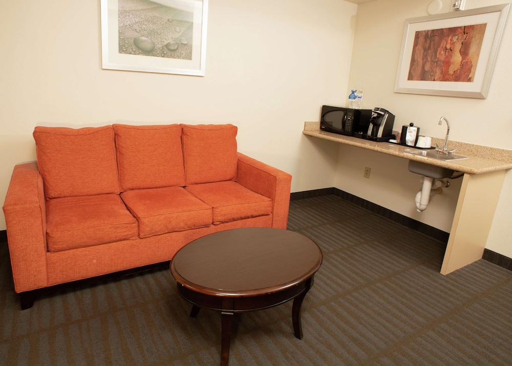 Hilton Garden Inn Springfield 38/55
