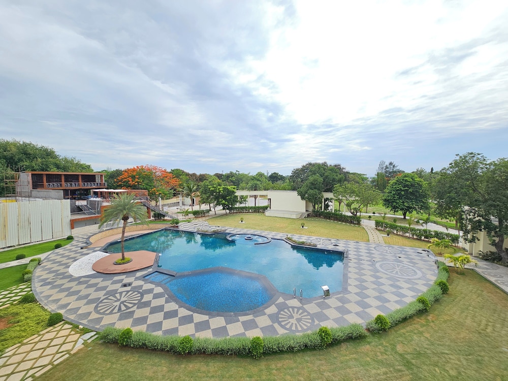 Sathyam Grand Resort Sriperumbudur 35/50