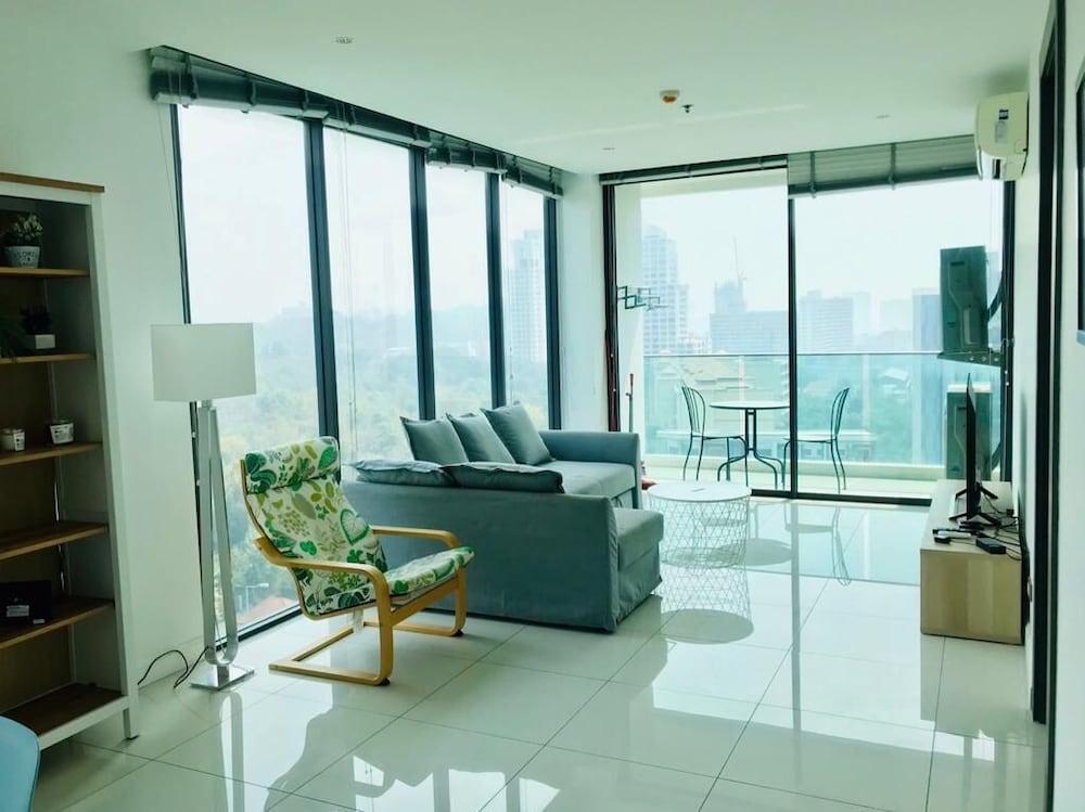 The Point Pratumnak by PSR ASIA 33/50