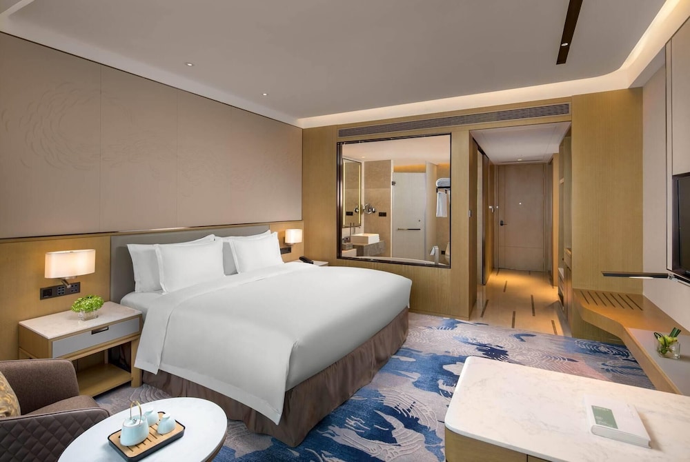 غرفة ديلوكس بسرير كينج بإطلالة على المدينة للمدخنين، Wyndham Grand Plaza Royale Yuzhou Xiamen 4/5