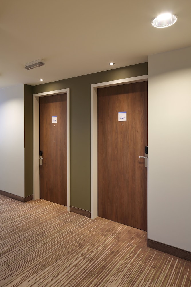 Holiday Inn Express Friedrichshafen 12/76