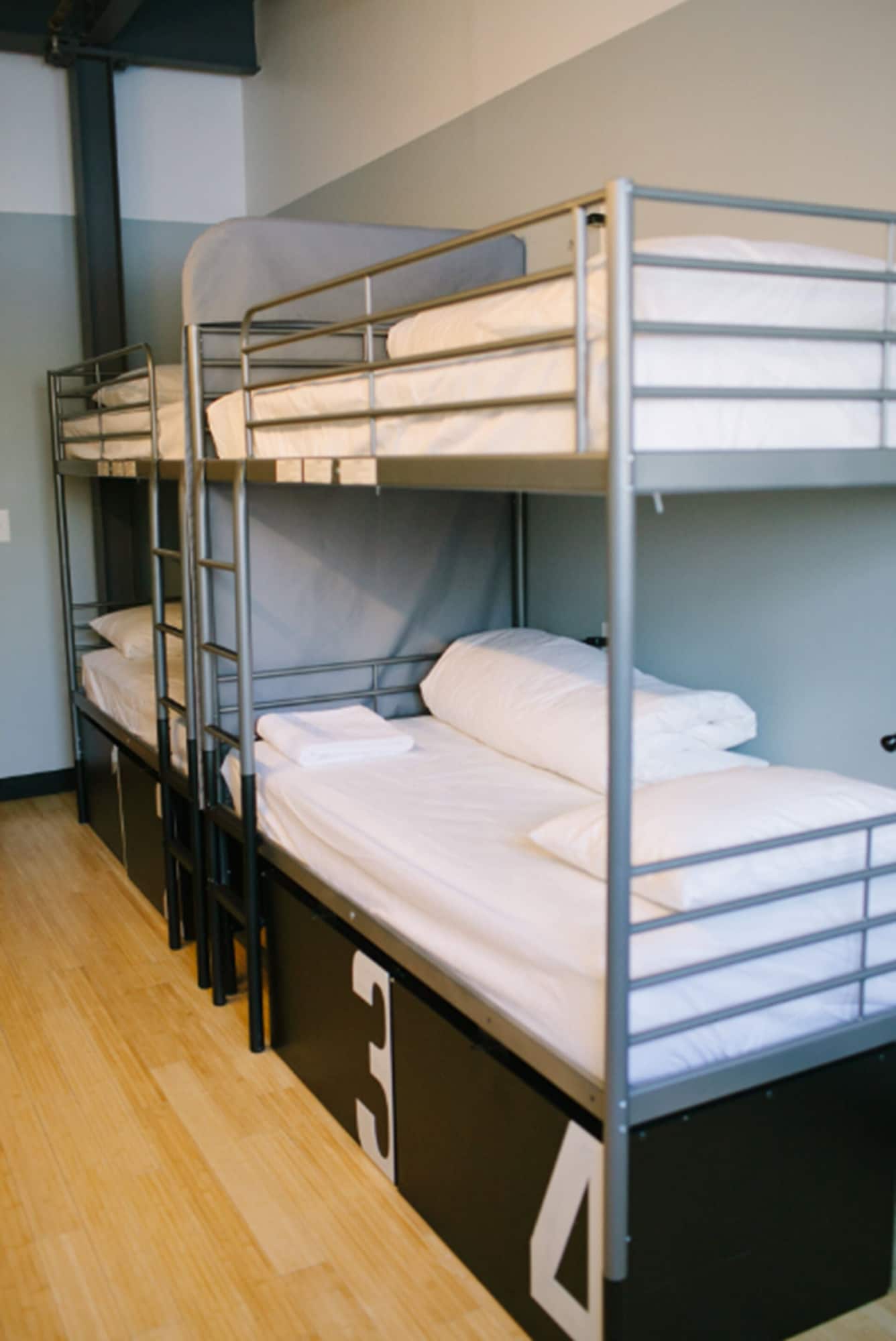 MIXED DORM, 6 BEDS, PRIVATE BATHROOM