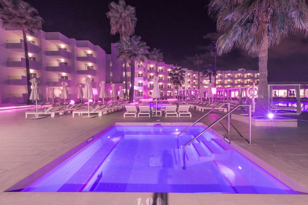 Hotel Garbi Ibiza & Spa 14/39