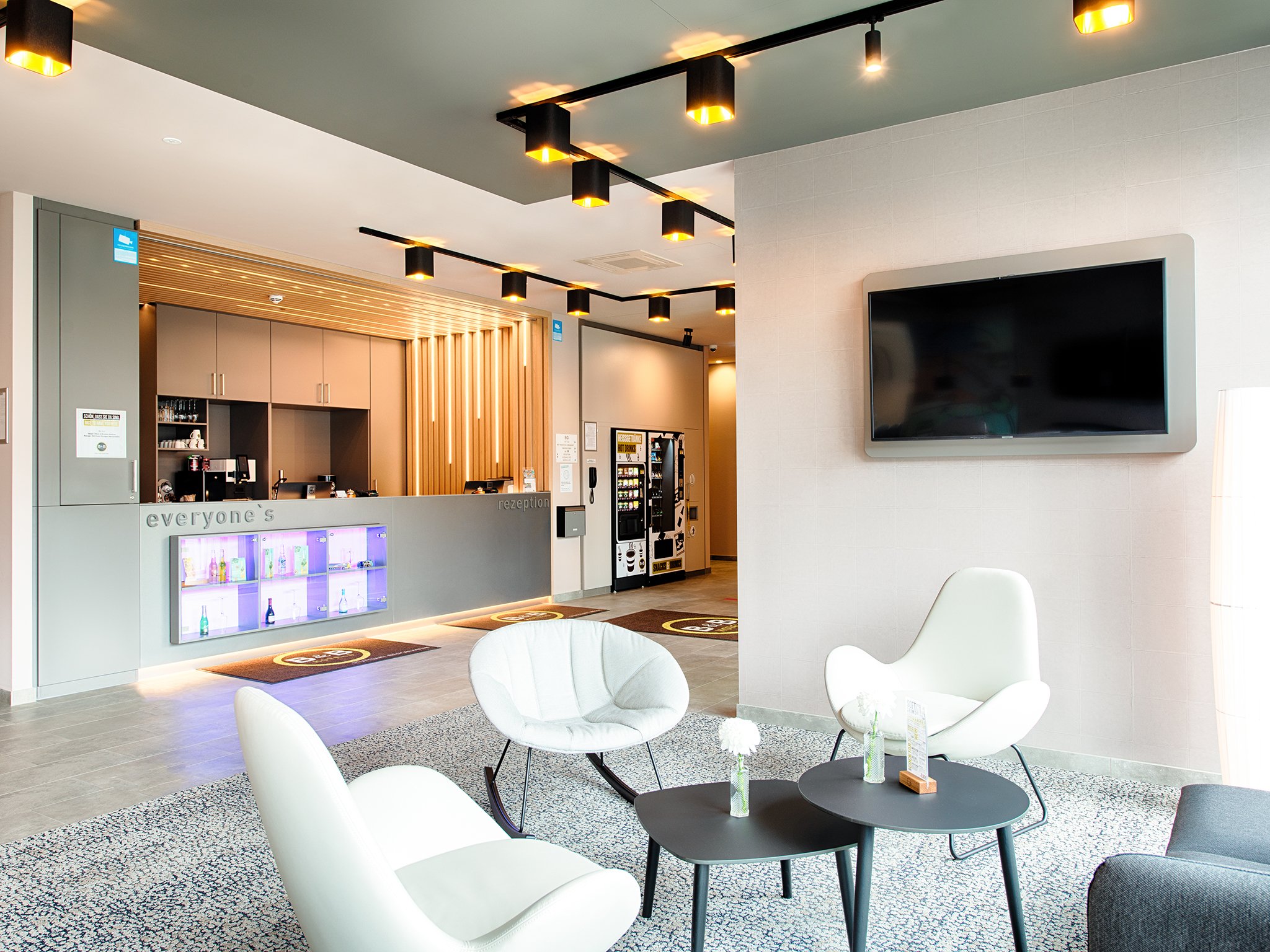 B&B Hotel Stuttgart-Neckarhafen 8/10
