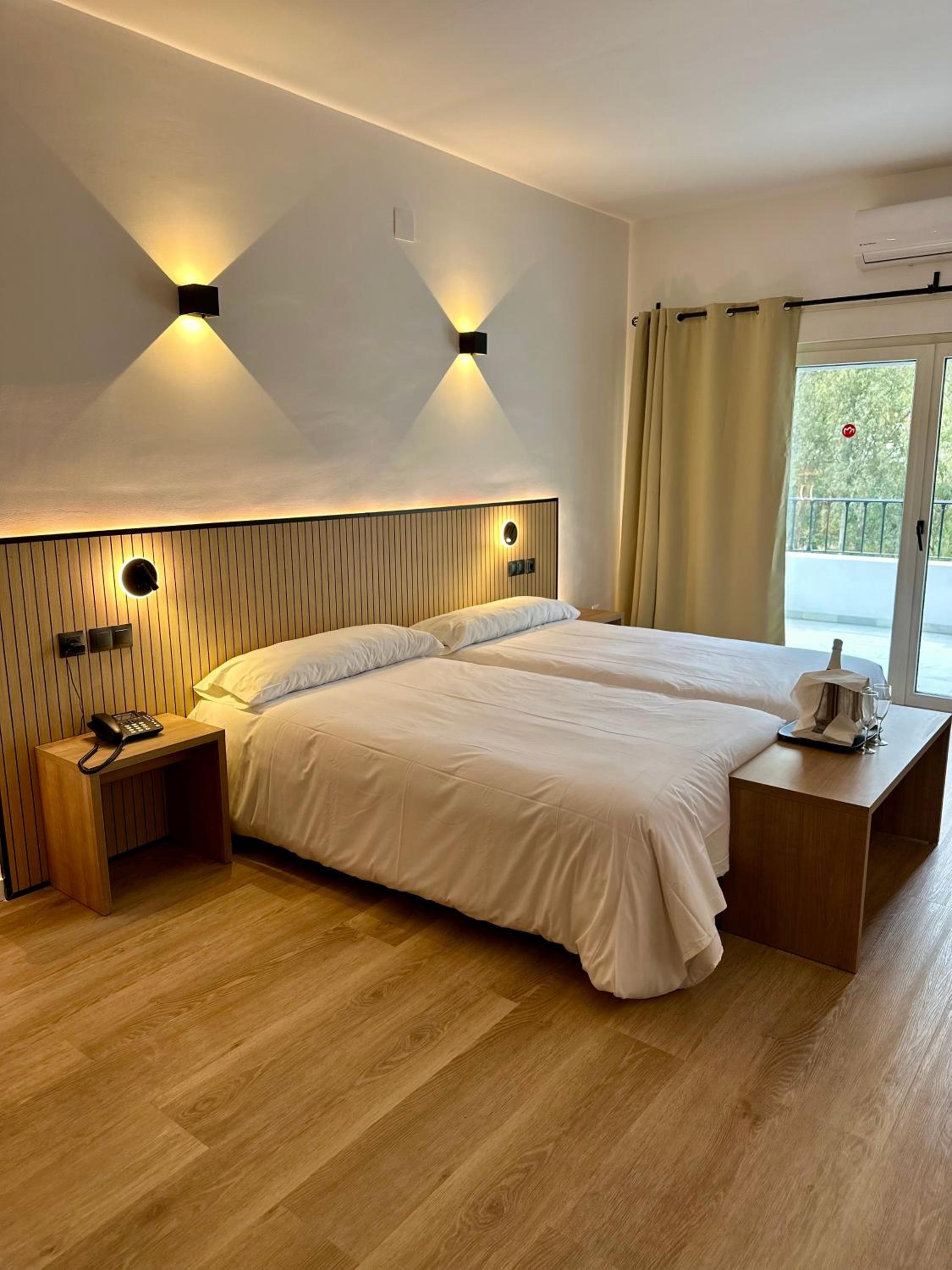 Premium, Studio, Lateral Side Sea View