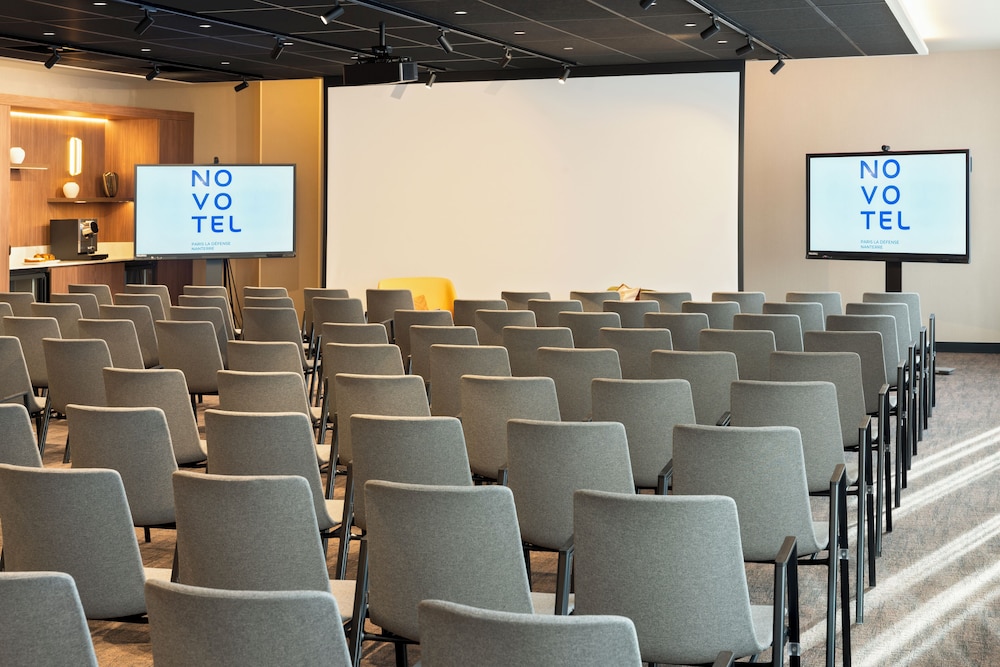 Novotel Paris La Defense Nanterre 43/50