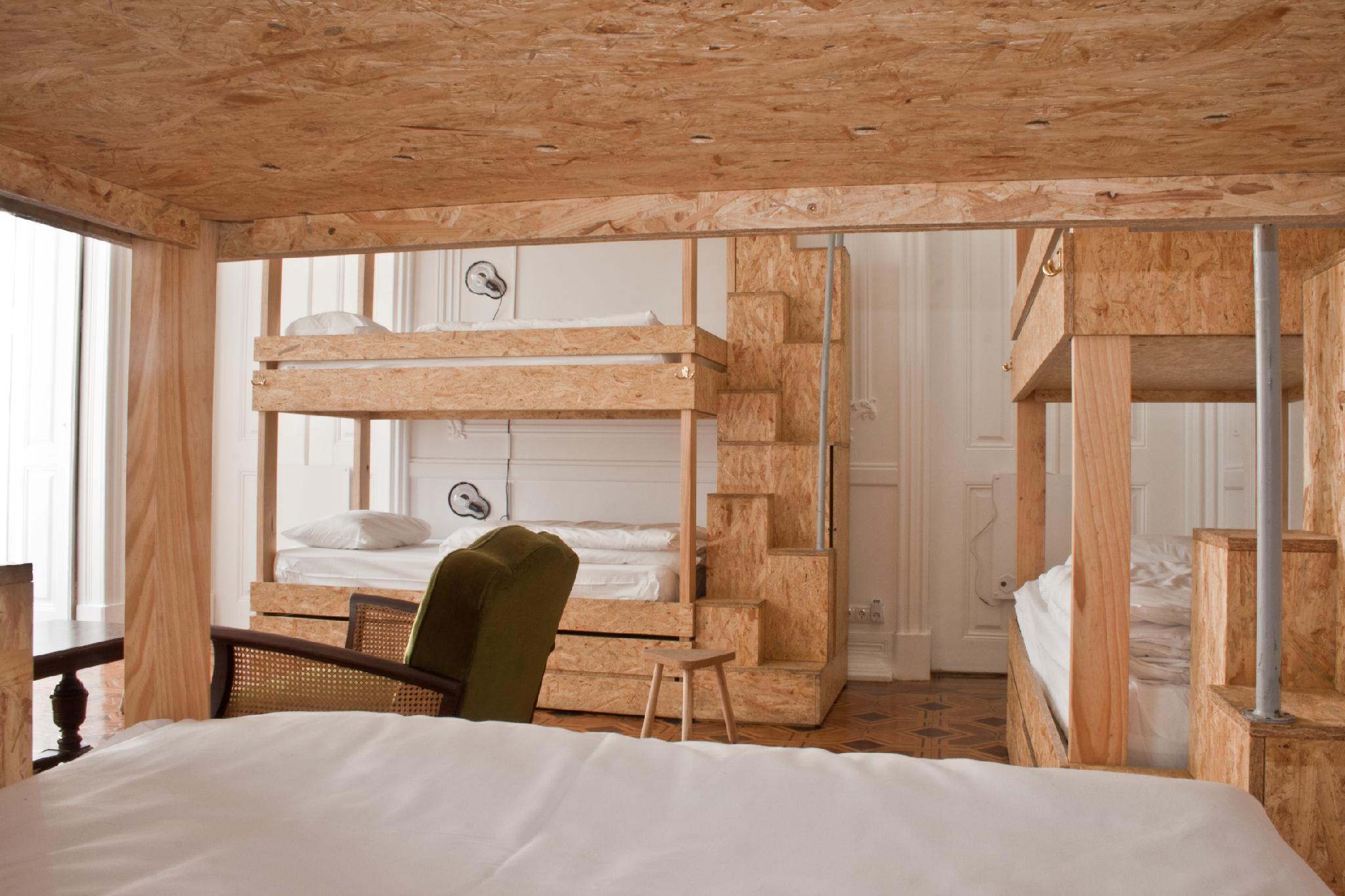 Mixed Dorm, 12 Beds