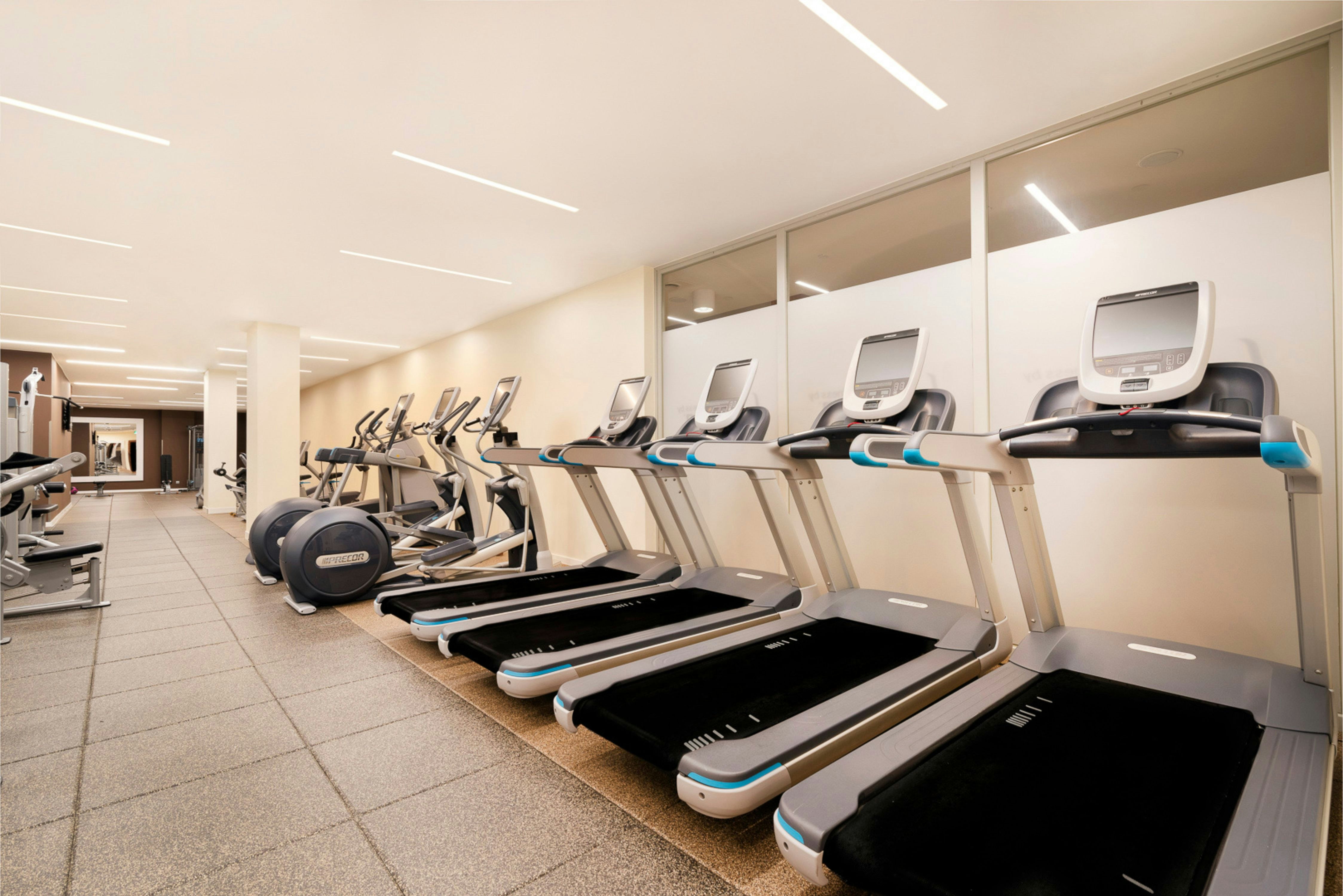 Hampton By Hilton Krakow 8/24