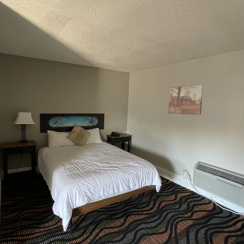 Country Town N Suites 14/65