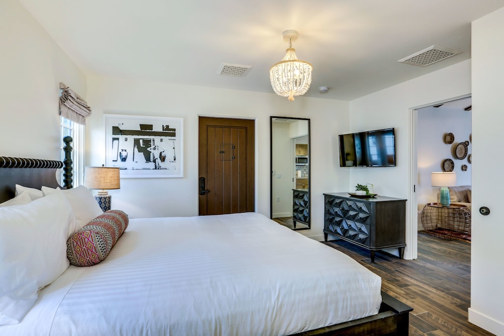 Spa, Villa, King Bed, Sofa