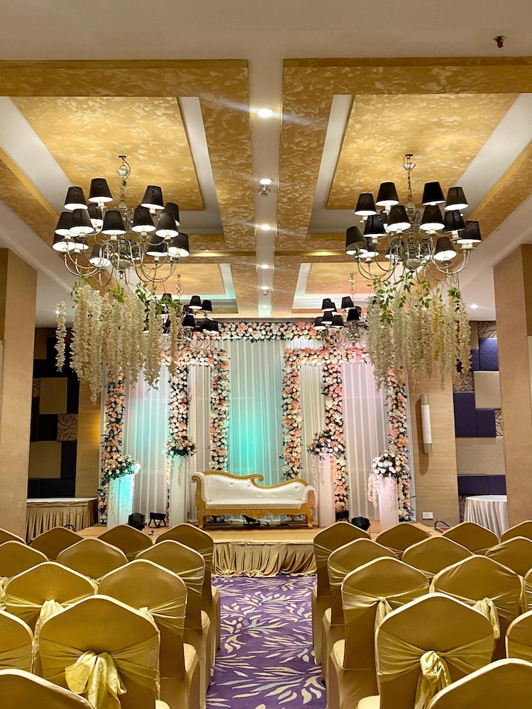 Hotel Palacio 36/50