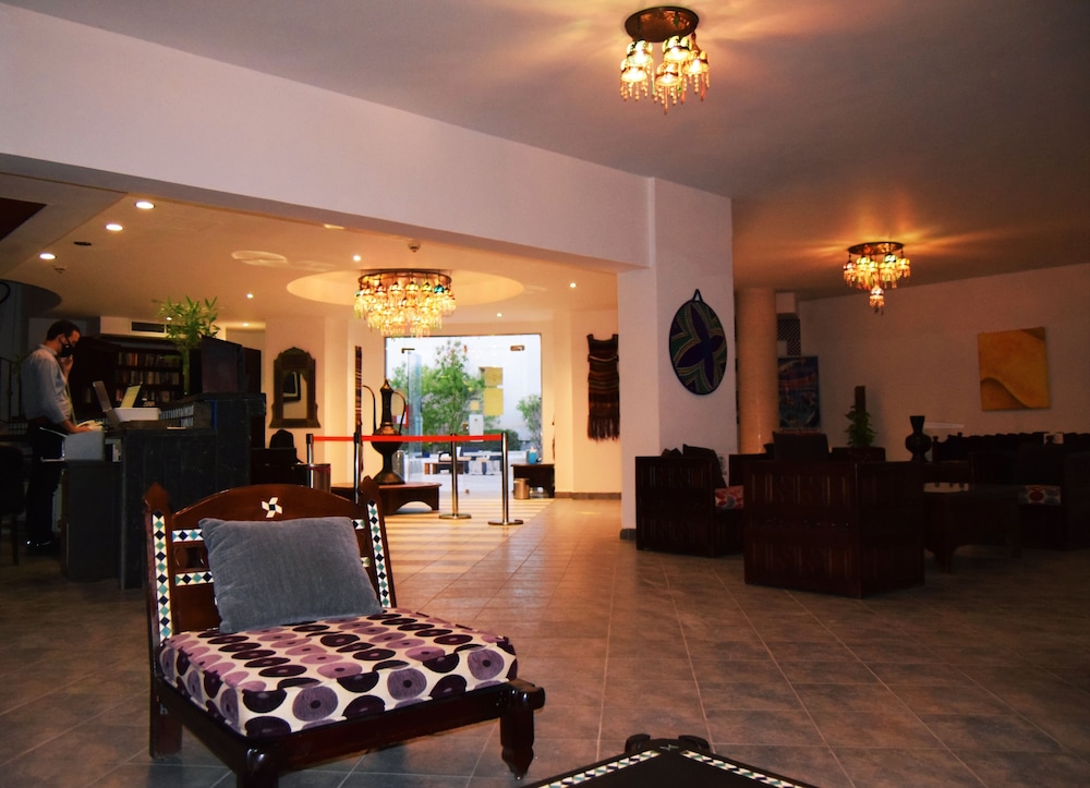 Naama Blue Hotel 25/50