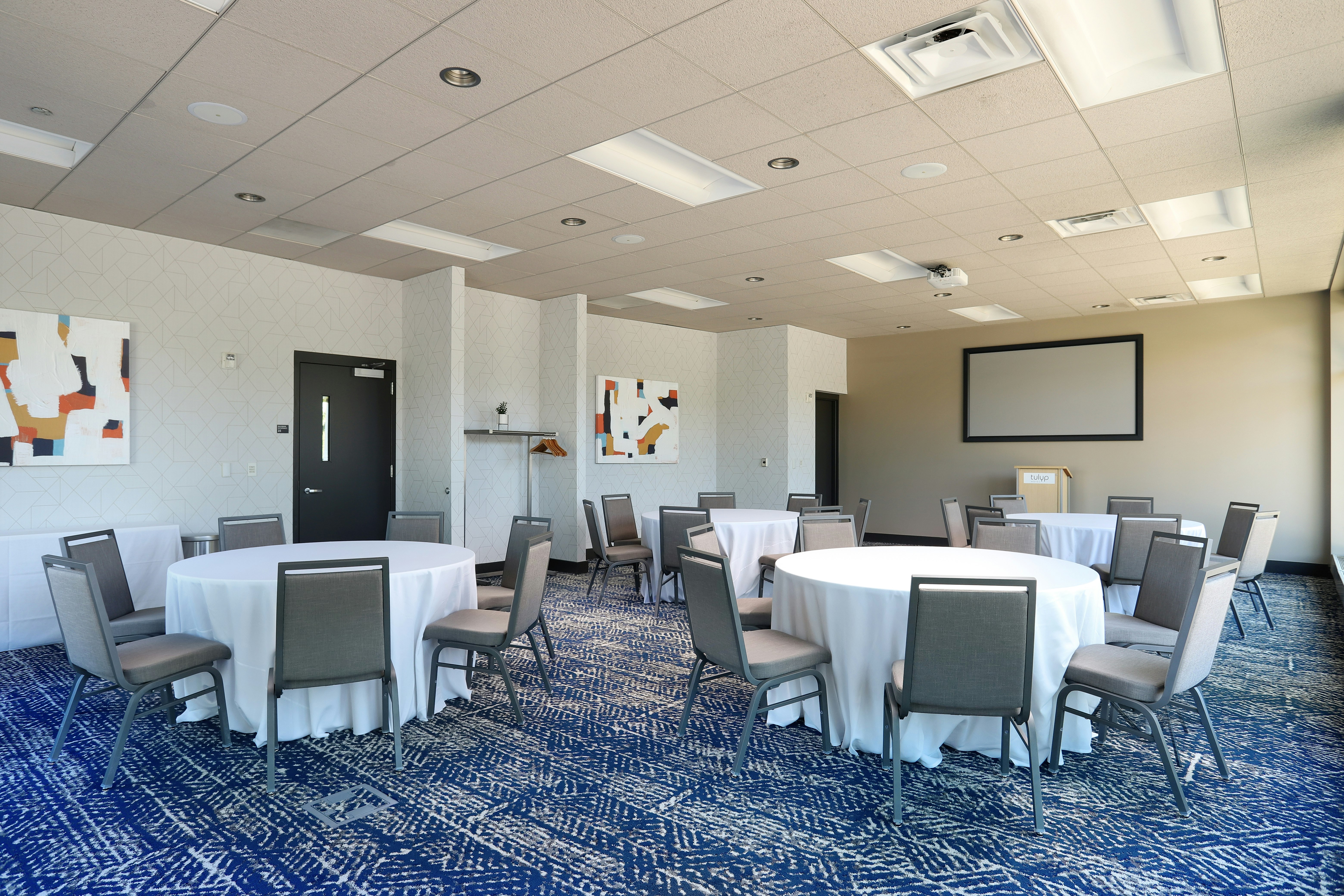 Tulyp, Tapestry Collection by Hilton 44/48