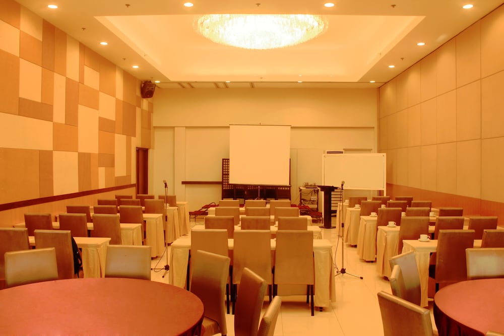 Cocoon Boutique Hotel 35/41