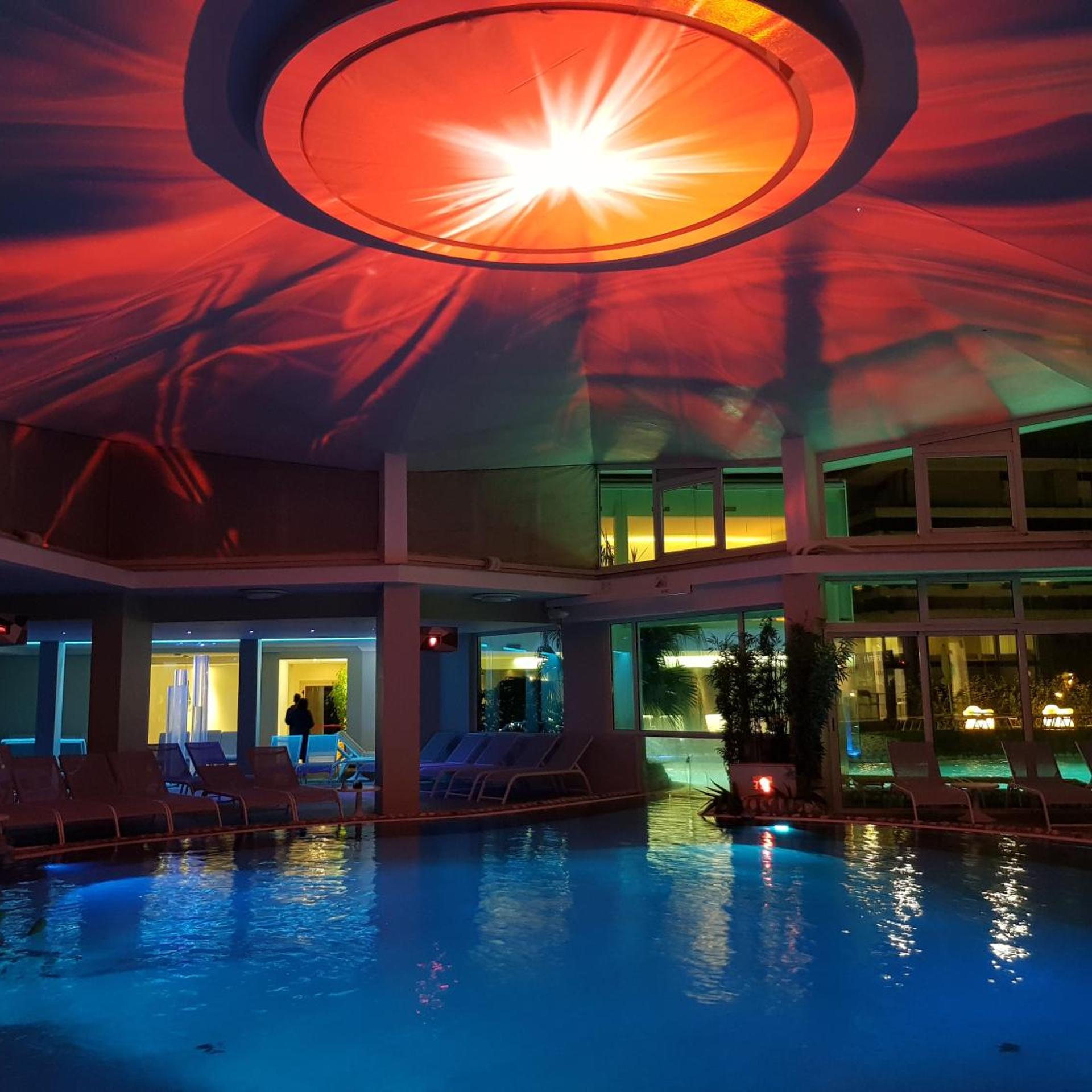Panoramic Hotel Plaza 53/62