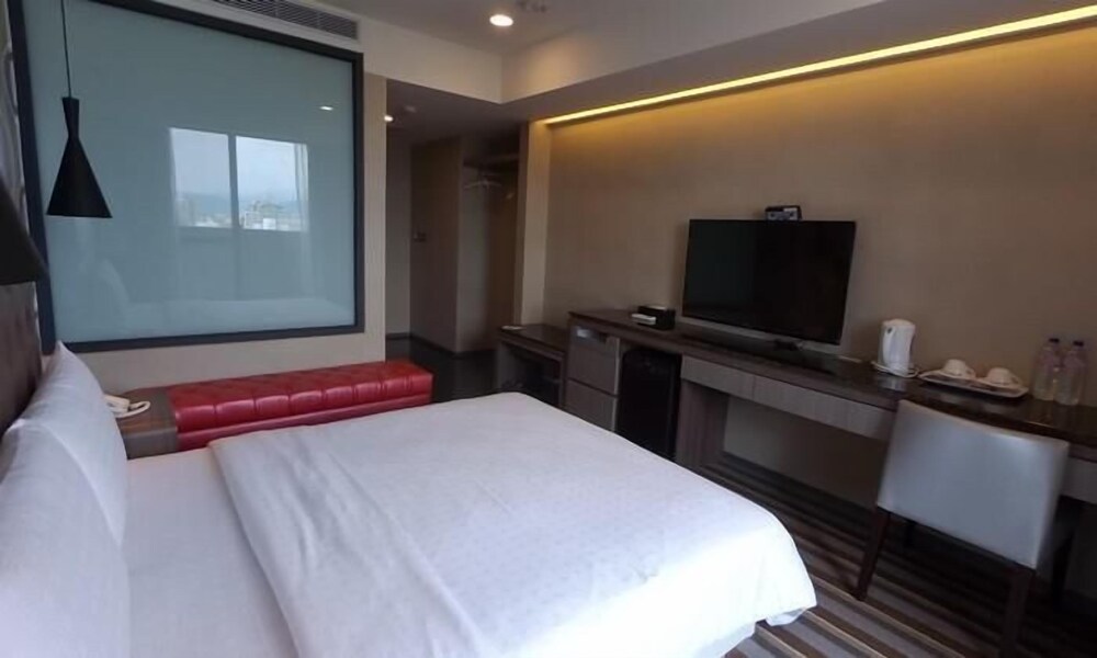 Zaw Jung Business Hotel 10/42