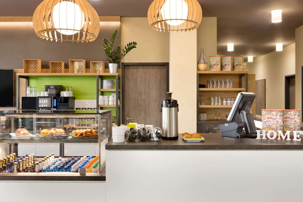 Freiburg City Nord hotel 24/42