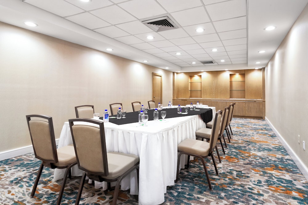 Holiday Inn Miami West - Airport Area 30/40